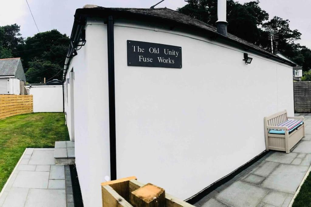 Unique Cornish Cottage Conversion Central Location Redruth Buitenkant foto